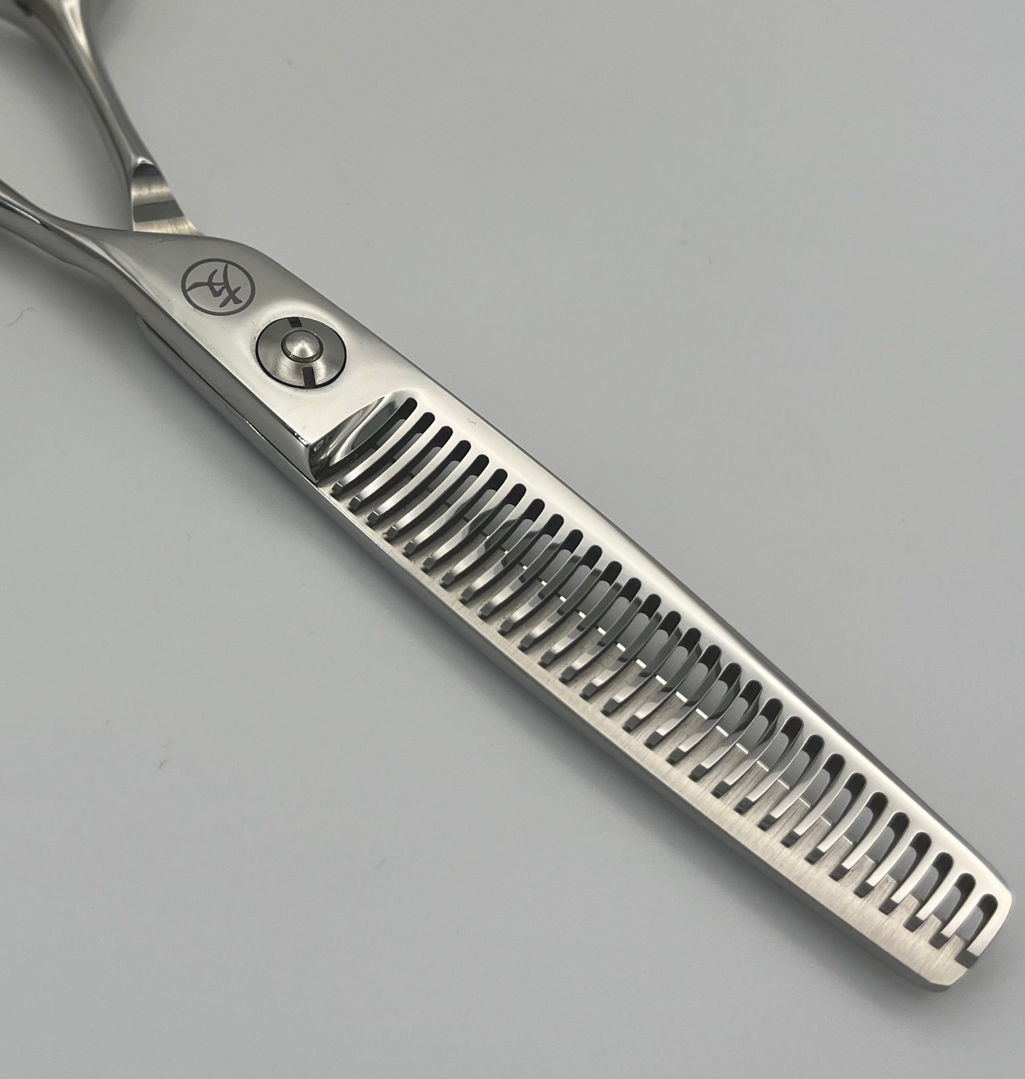 FT9 Thinning Scissors - 30 Teeth