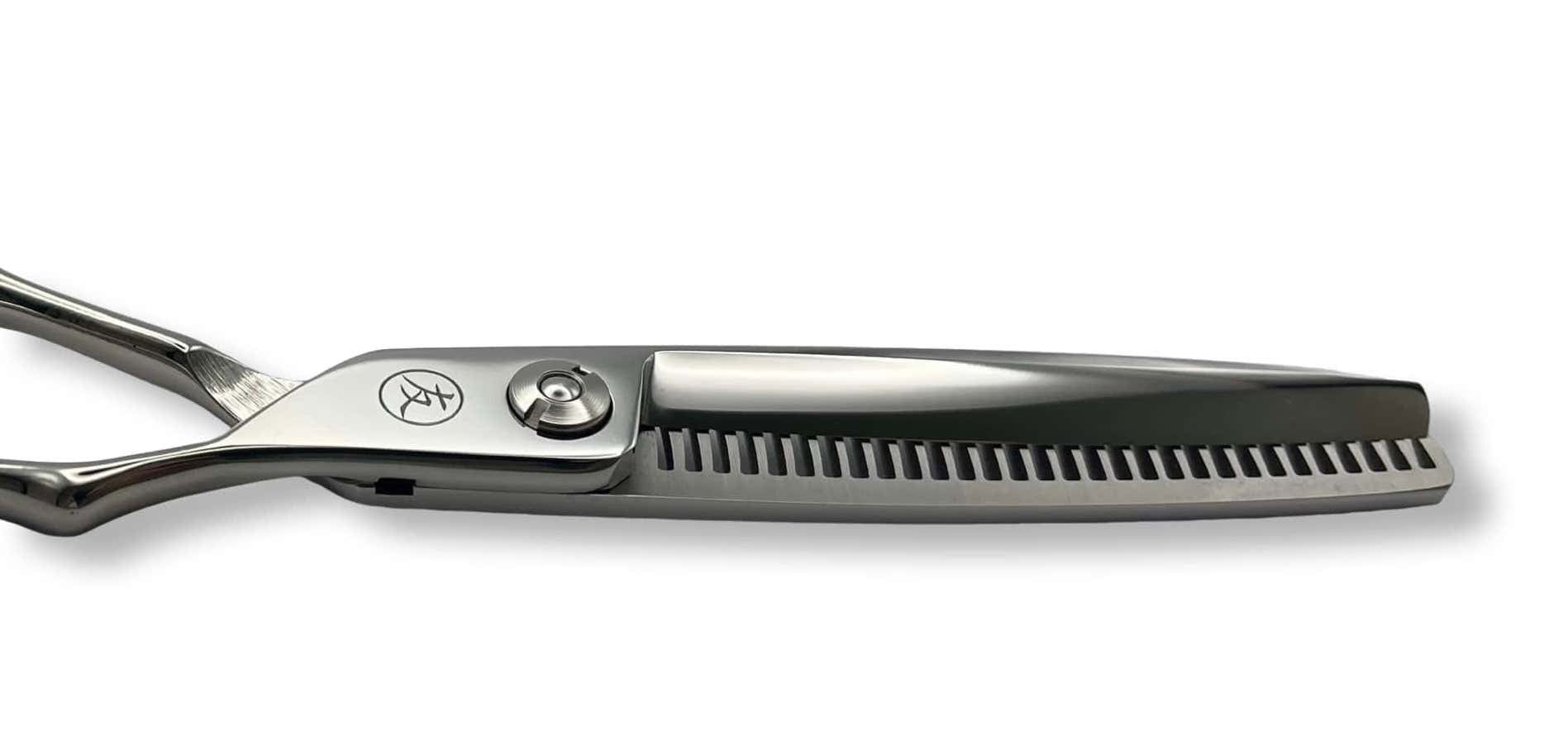 Thinning Scissors and Texturising Scissors